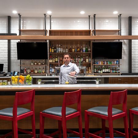 Holiday Inn Denver East By Ihg Extérieur photo