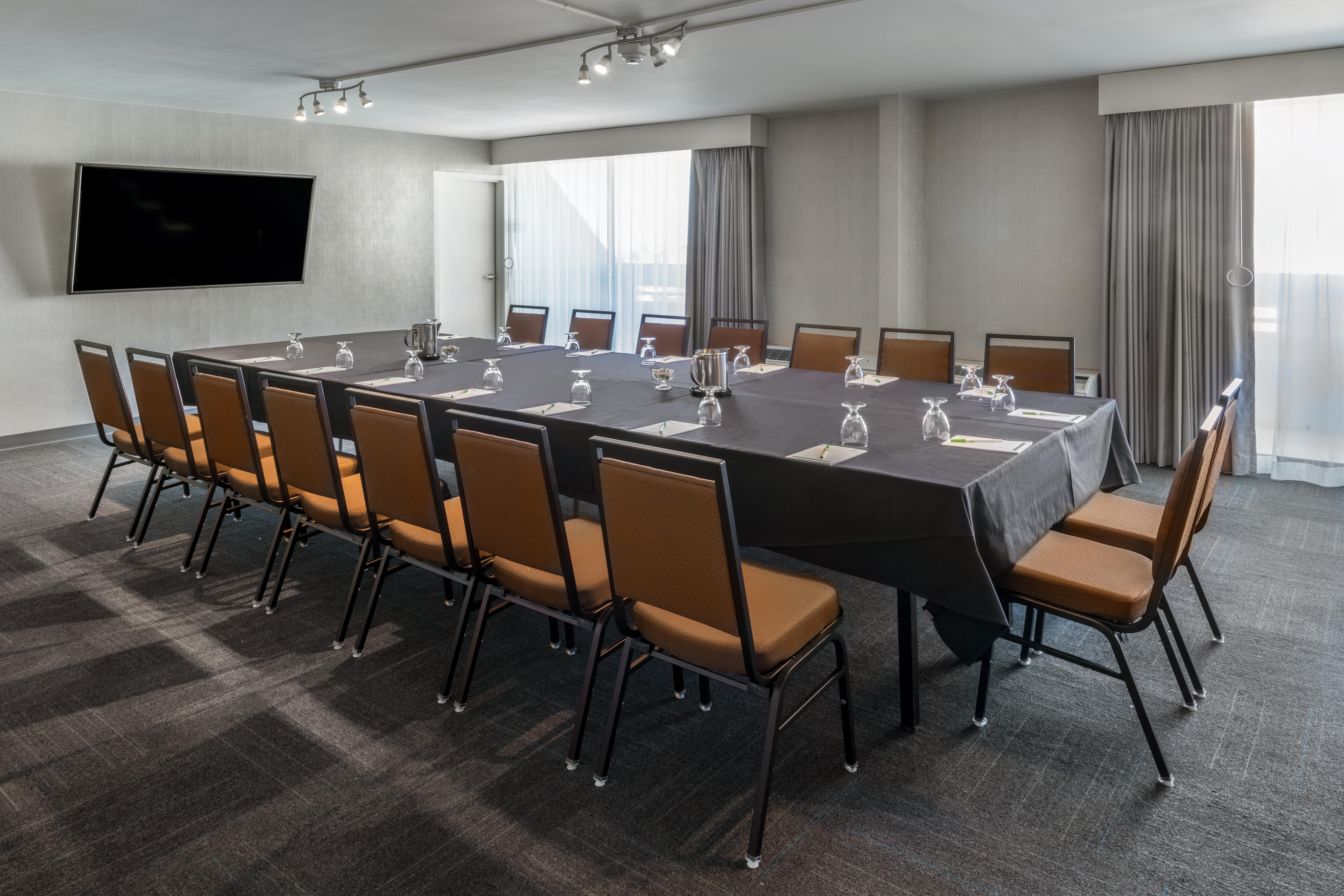 Holiday Inn Denver East By Ihg Extérieur photo