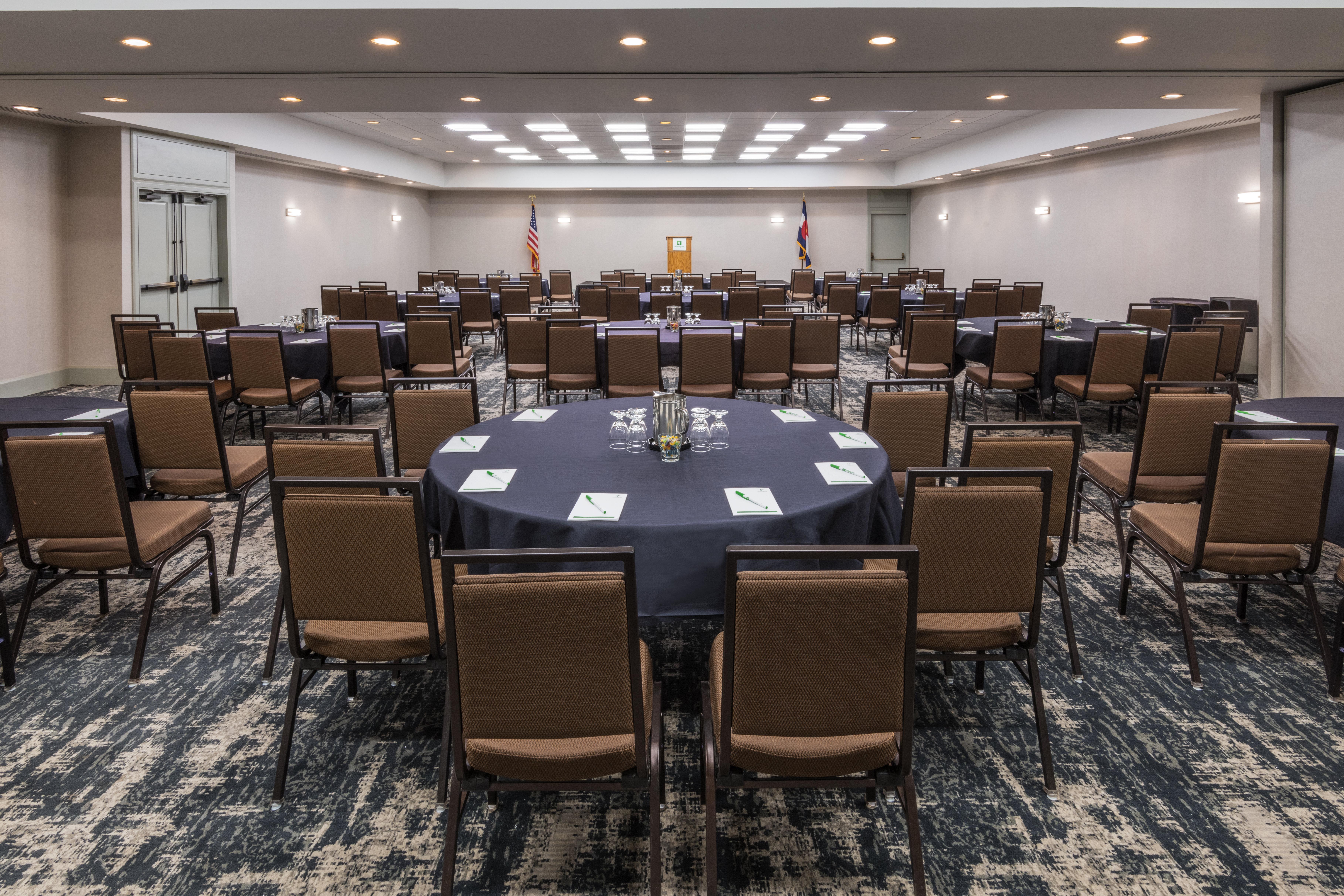 Holiday Inn Denver East By Ihg Extérieur photo